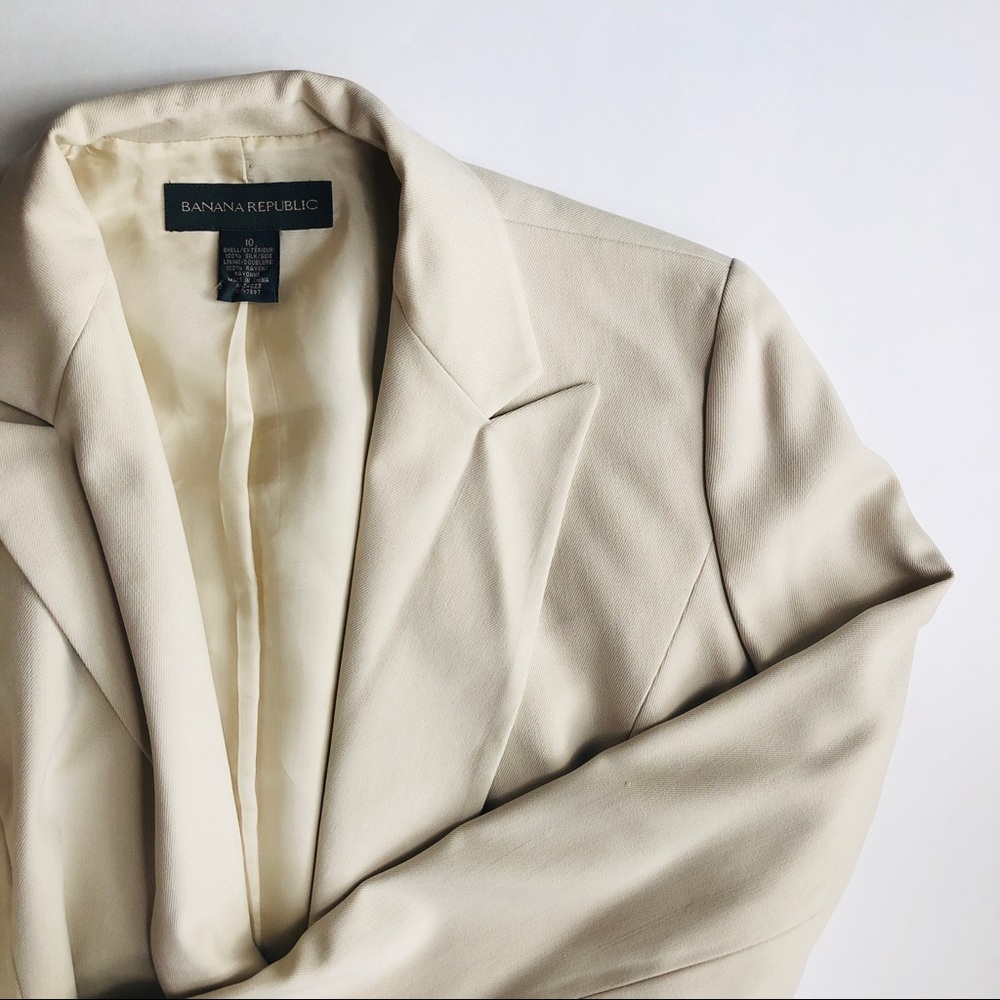 (4 for $30 🌸) Banana Republic 100% Silk Blazer